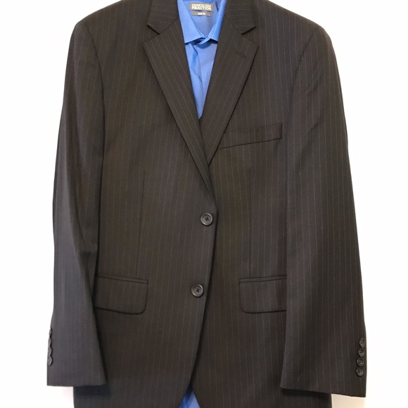 Pronto Uomo Other - NWOT Men's Warehouse Pronto Pinstripe 3pc Suit Pronto Uomo Other - NWOT Men's Warehouse Pronto Pinstripe 3pc Suit